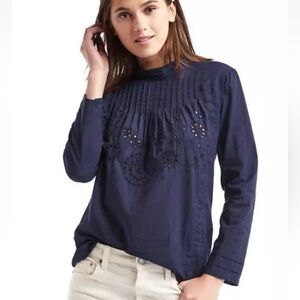 NWT GAP Victorian Eyelet Top